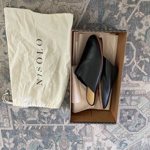 LIMA SLIP ON.  8.5 fits like 8